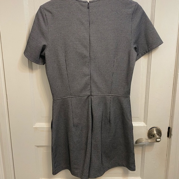 Grey romper with pockets - Picture 4 of 4